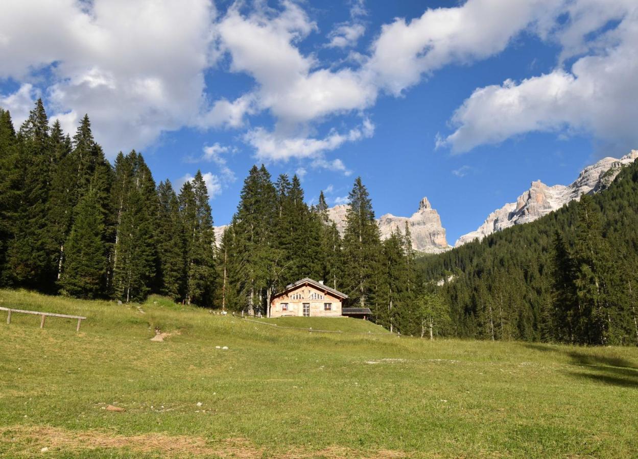 Chalet Brenta Dolomites Madonna di Campiglio Exterior photo