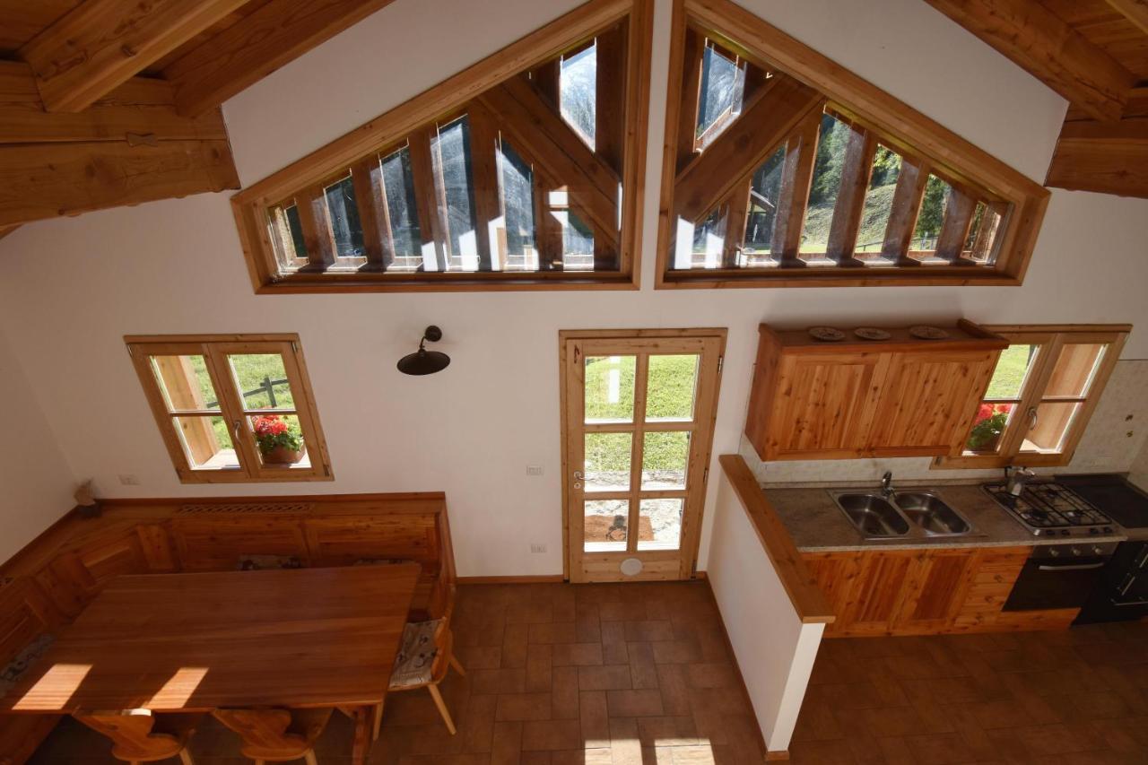 Chalet Brenta Dolomites Madonna di Campiglio Exterior photo