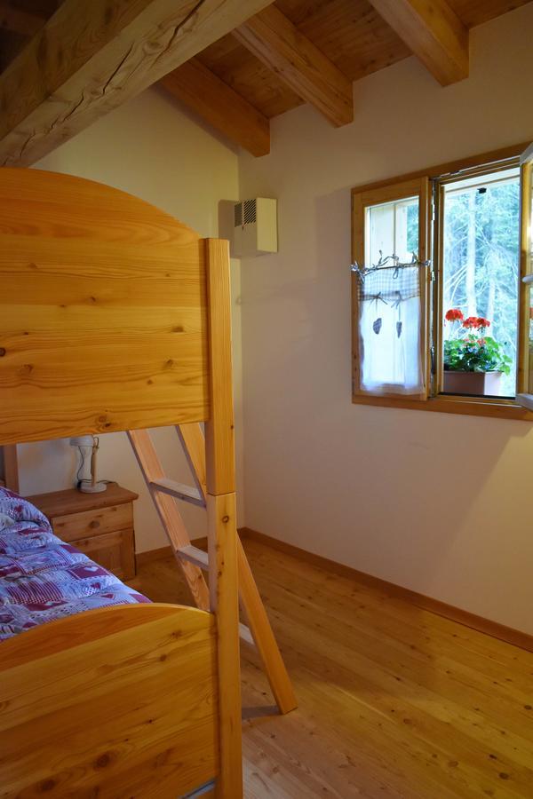 Chalet Brenta Dolomites Madonna di Campiglio Exterior photo